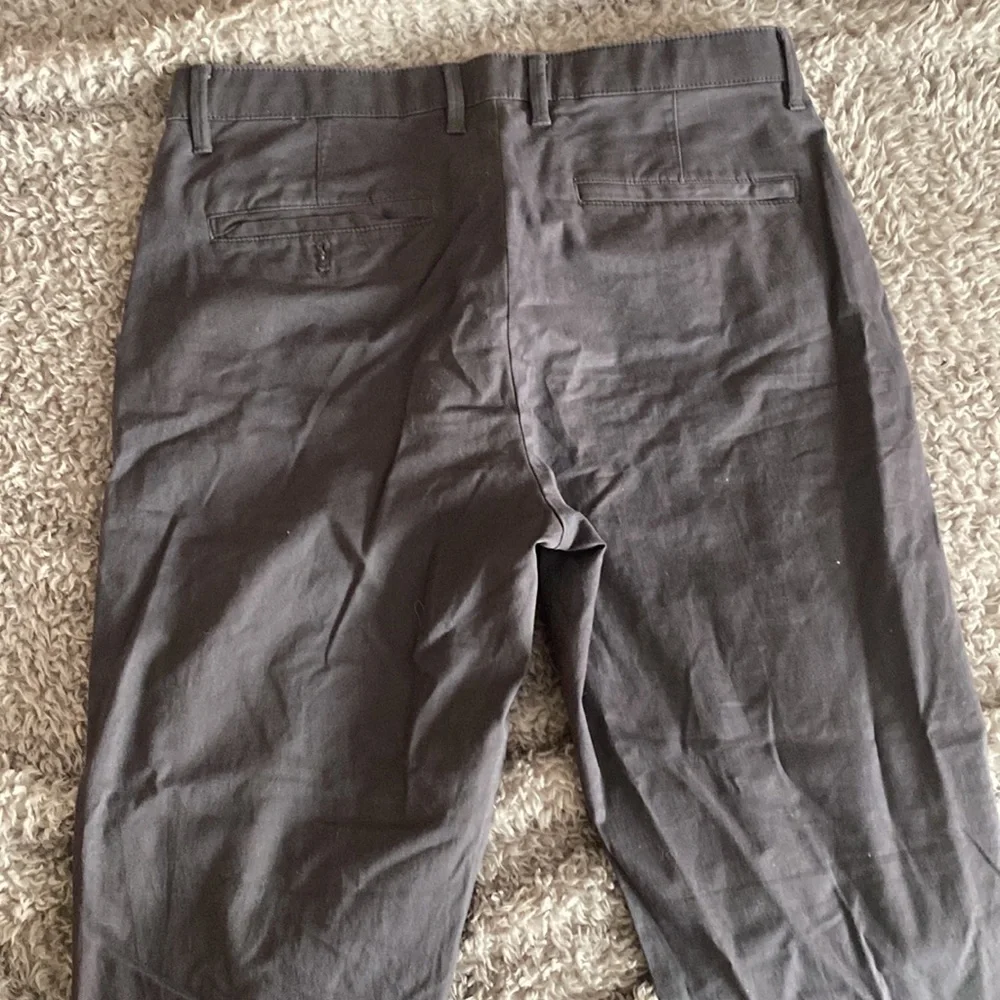 English laundry dress pants, 32x32, Like New - Picture 4 of 5